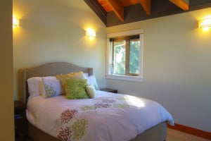 Classic decor: Luxury accommodation on Salt Spring Island