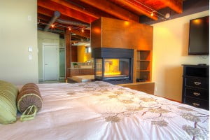 Master bedroom in the penthouse is like no other. Luxury Accommodation on Salt Spring Island