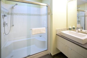 Clean and bright bathrooms: Luxury vacation rentals on Salt Spring Island